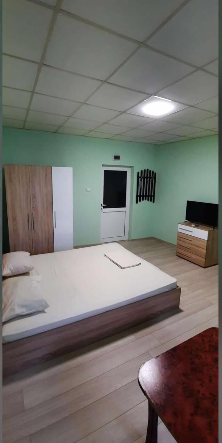 Хотел Елит Kostinbrod Exteriér fotografie